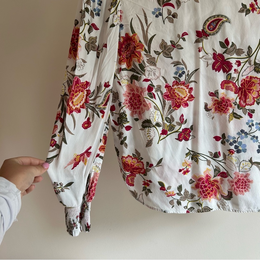 Floral Loft‎ blouse; size: small petite - Picture 2 of 6